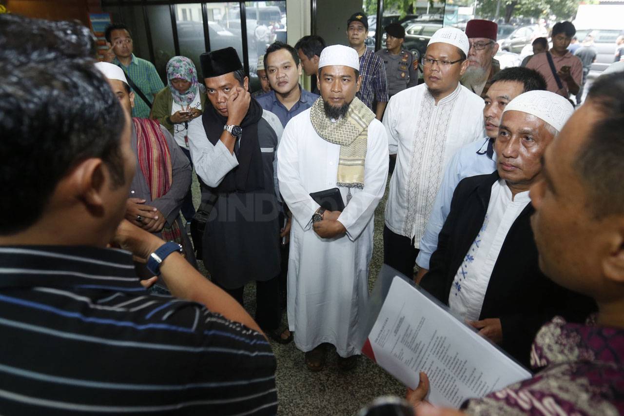 Ustaz Zulkifli Muhammad...