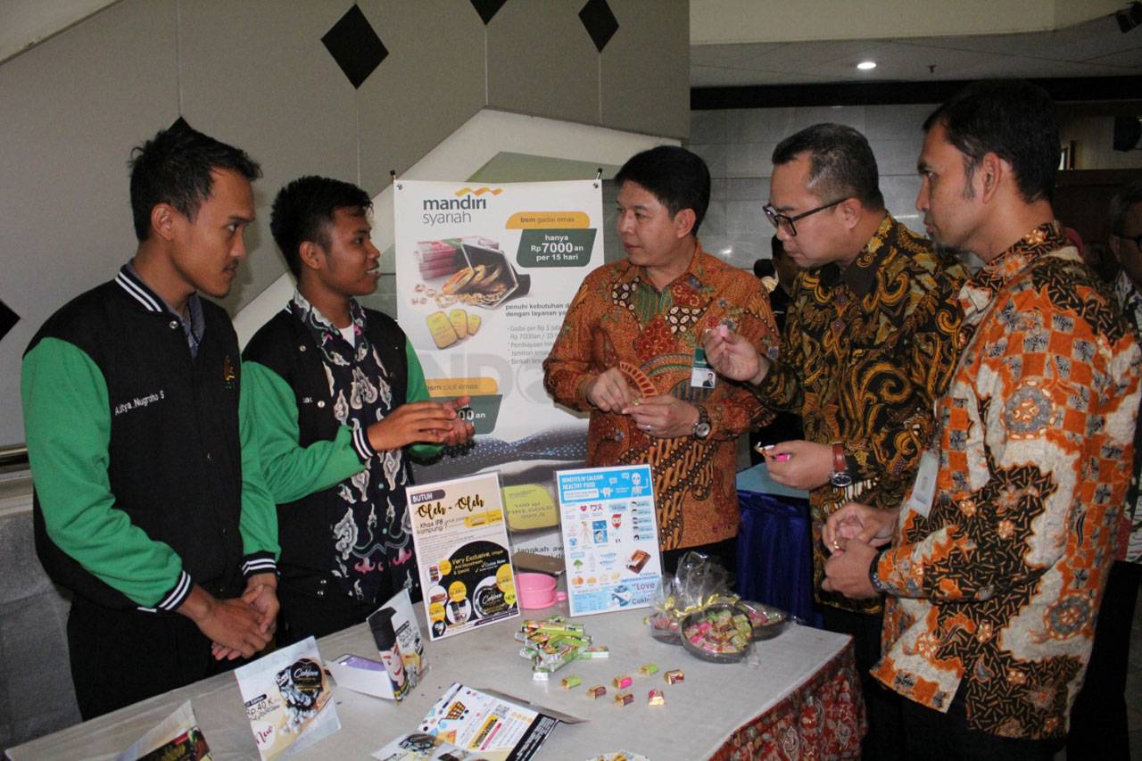 Mandiri Syariah Dukung...