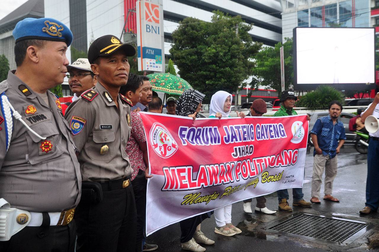 Forum Jateng Gayeng...