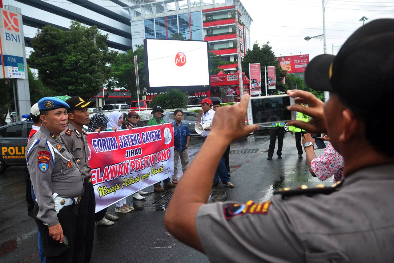 Forum Jateng Gayeng...