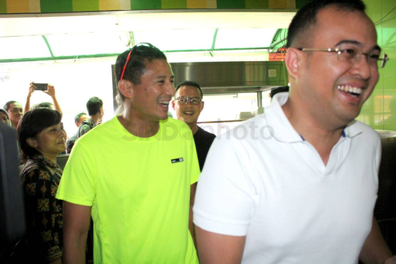 Sandiaga Uno Makan Pempek...