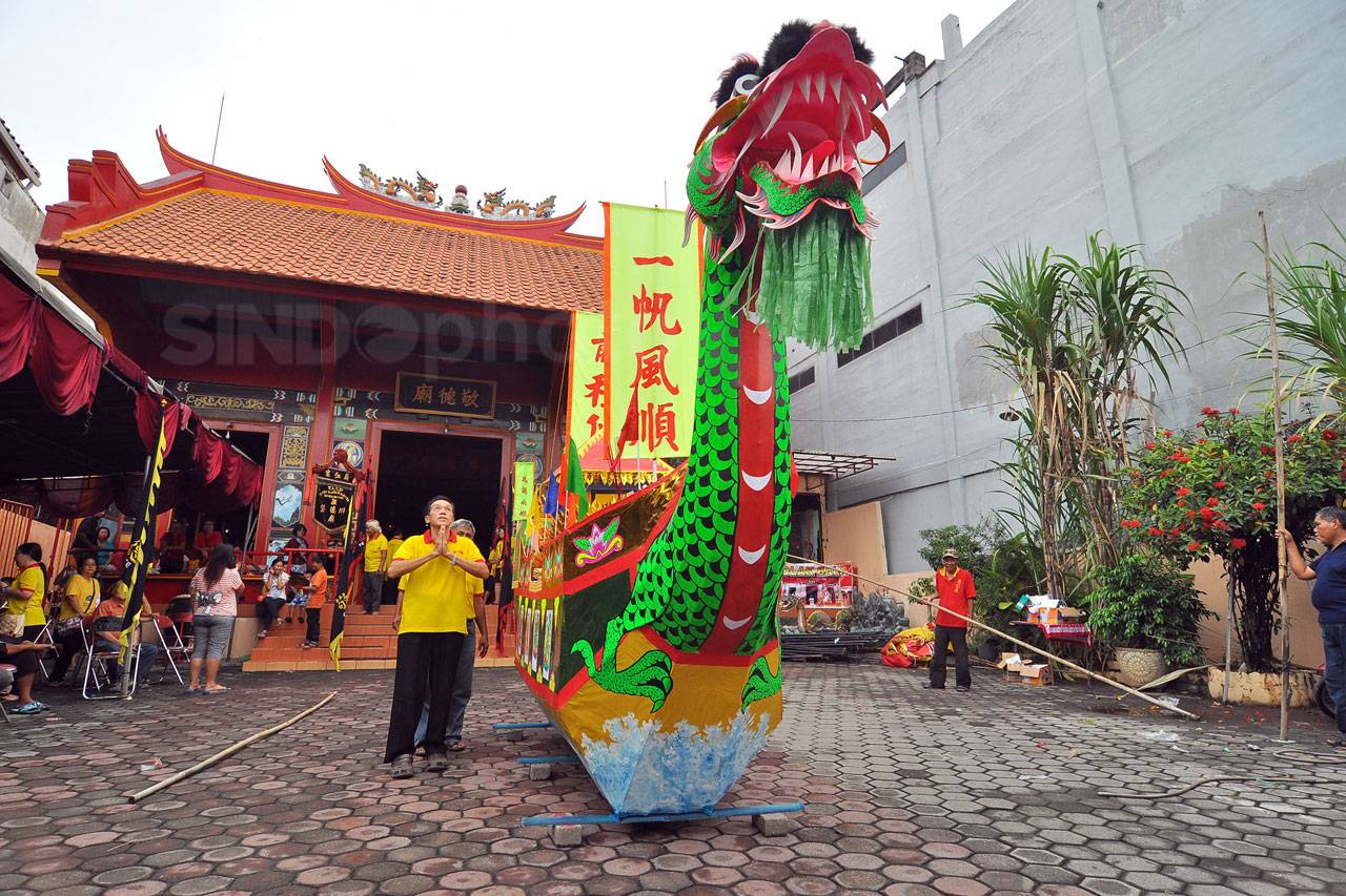 Umat Tri Dharma Gelar...