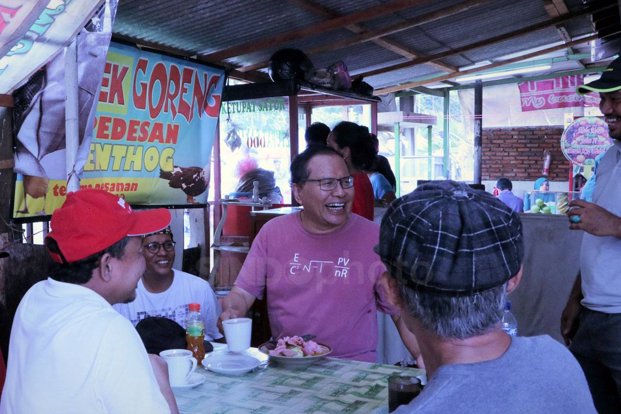 Rizal Ramli Nikmati...