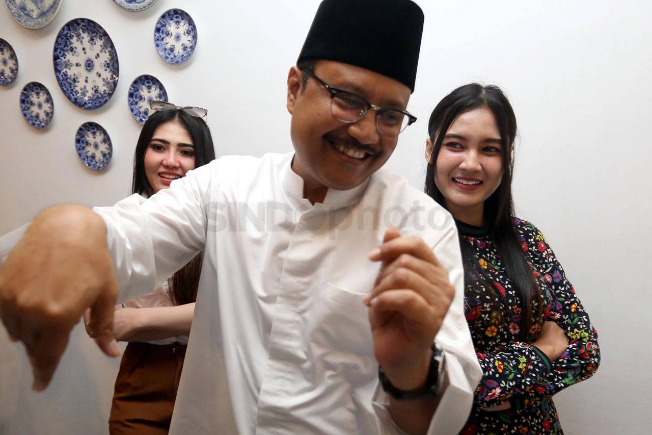 Gus Ipul Gandeng Via...