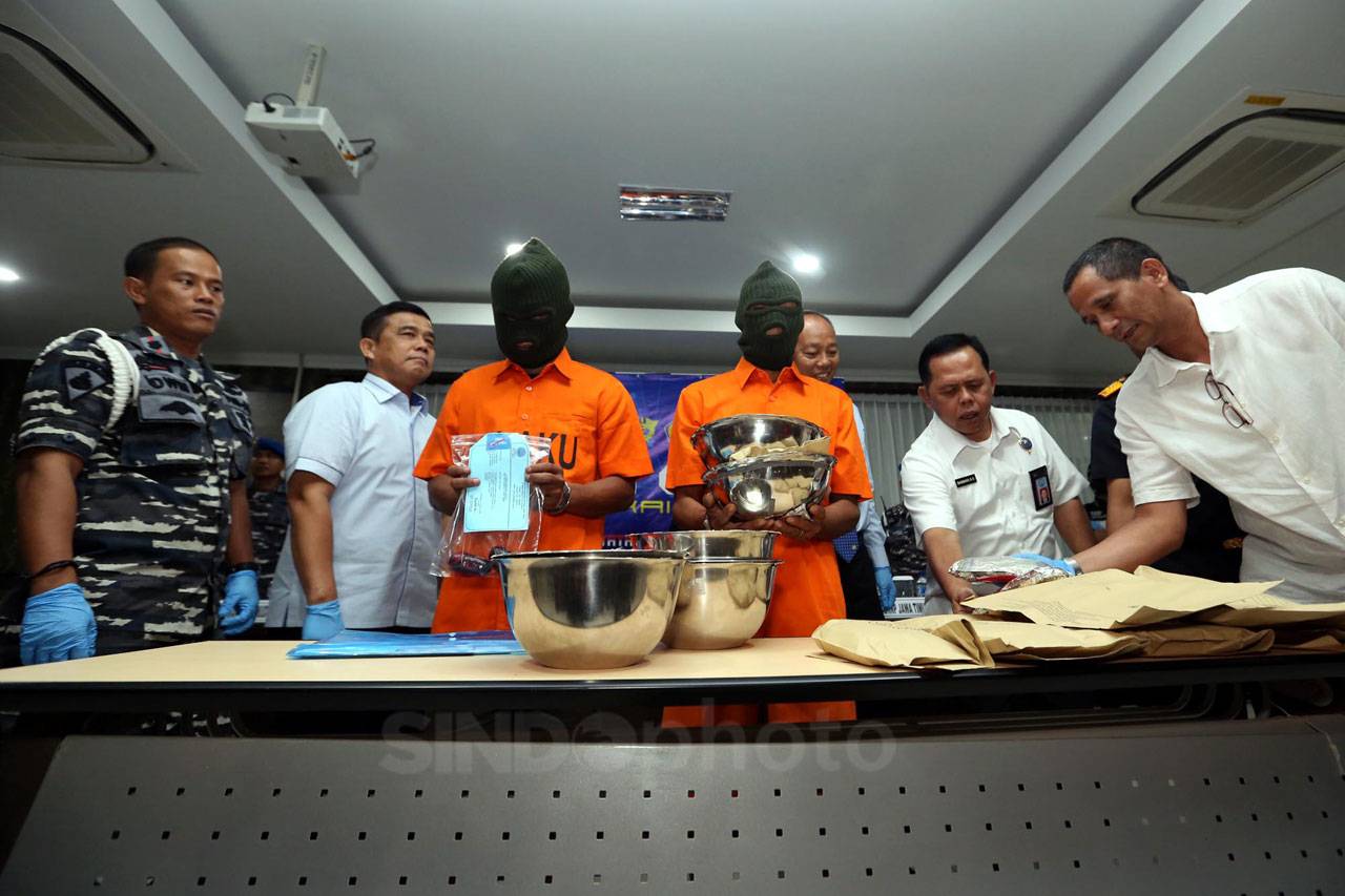 Bea Cukai Juanda Surabaya...