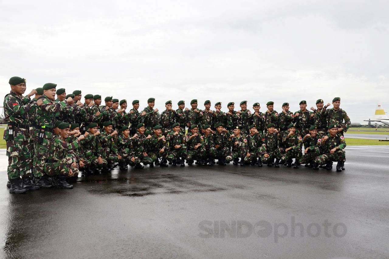 Panglima TNI Lepas Satgas...