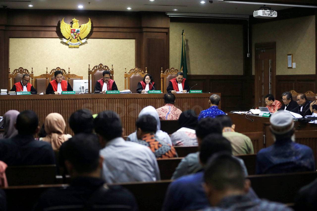 Setya Novanto Jalani...