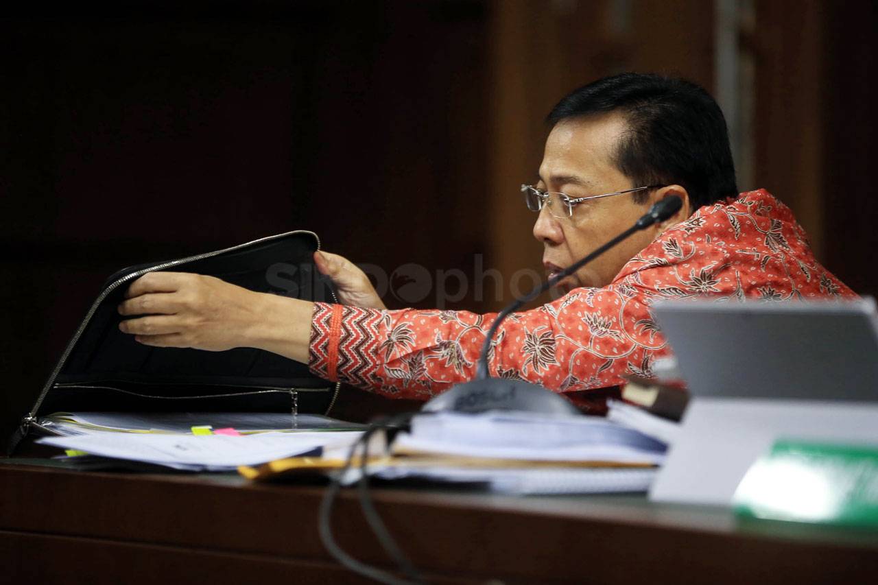 Setya Novanto Jalani...