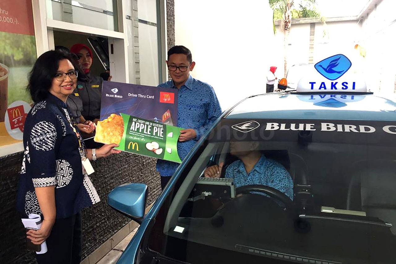 Blue Bird dan McDonalds...