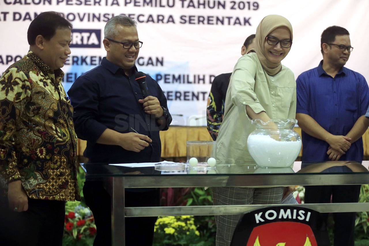 KPU Sampaikan Perkembangan...