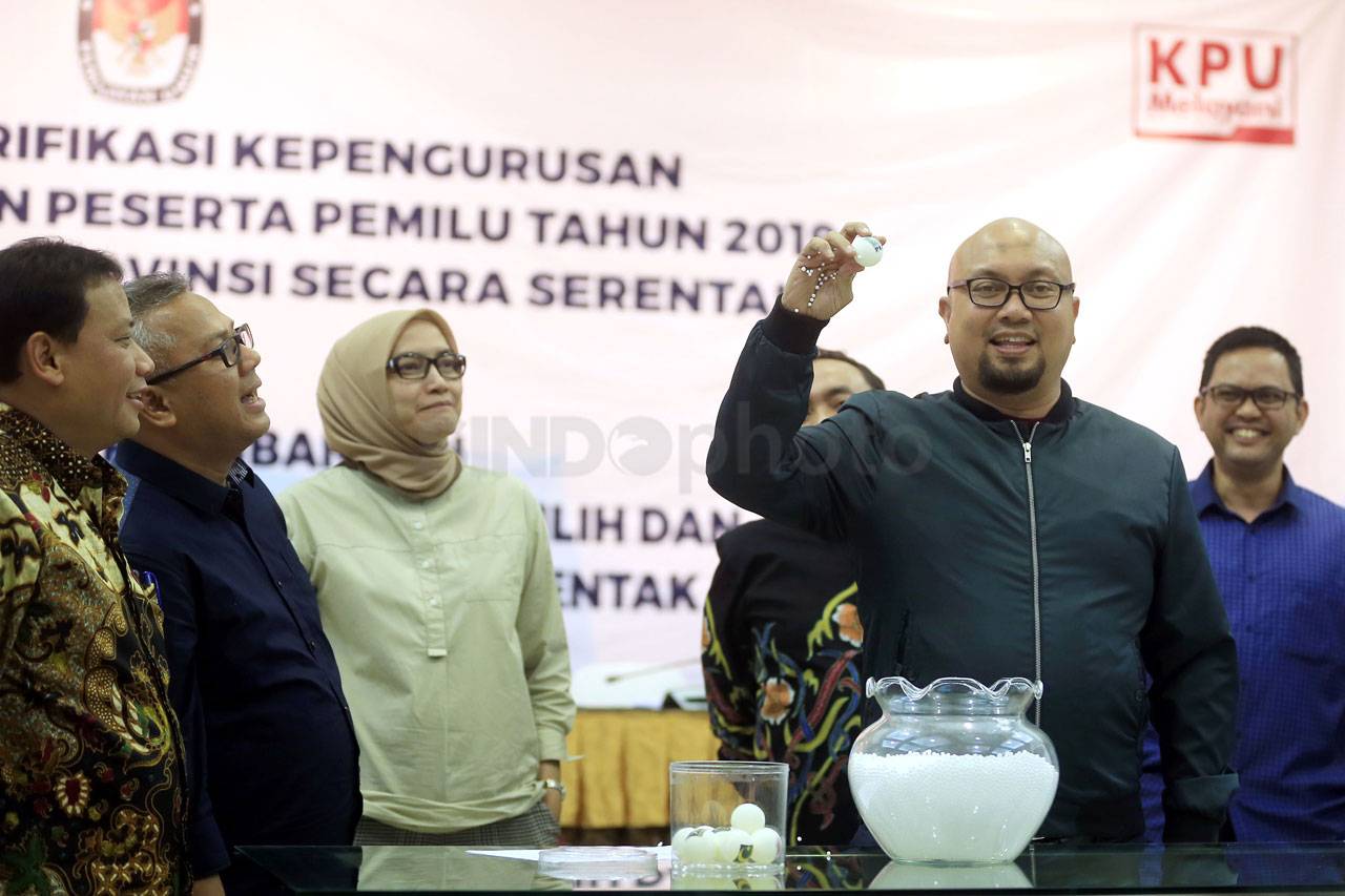 KPU Sampaikan Perkembangan...