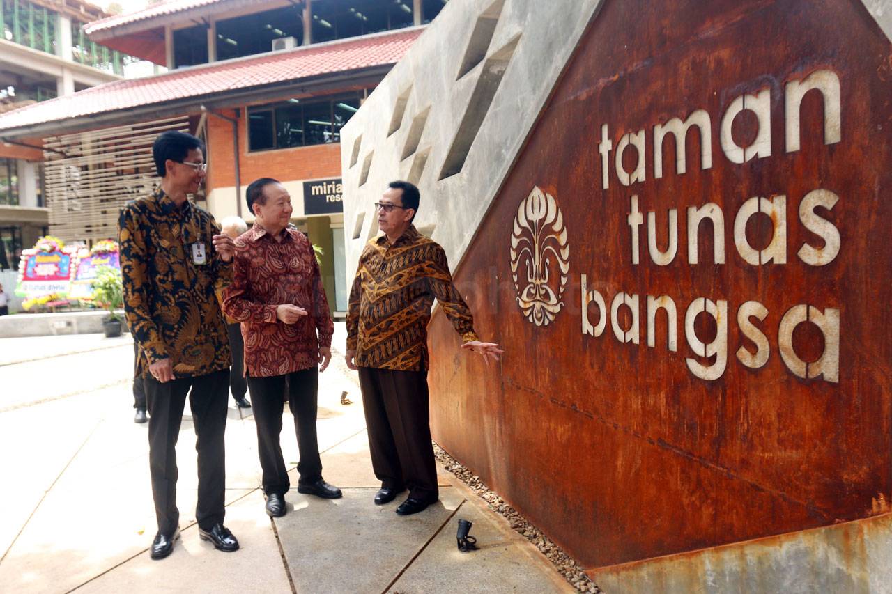 Tunas Ridean Bangun...