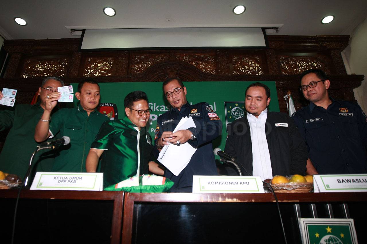 Lolos Verifikasi Faktual,...