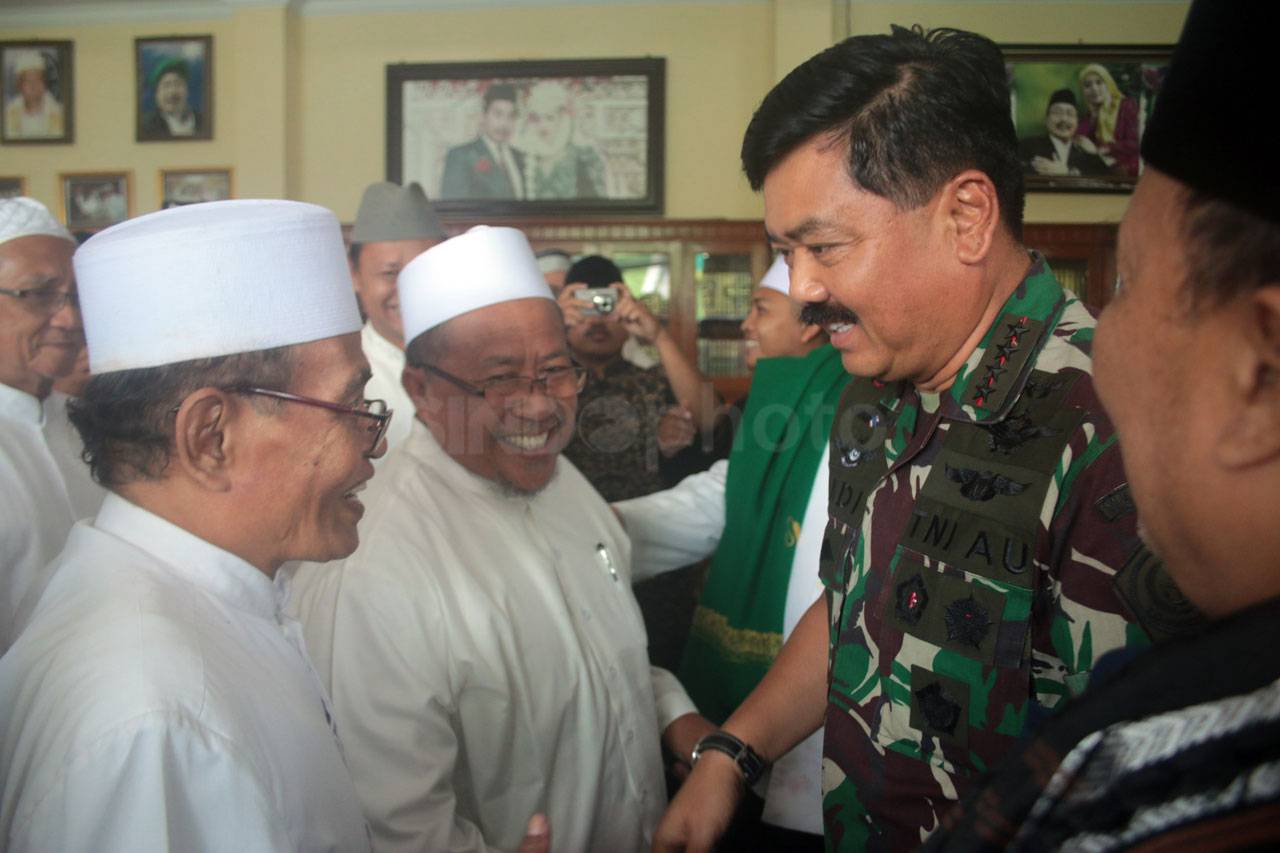 Panglima TNI Temui Ulama...