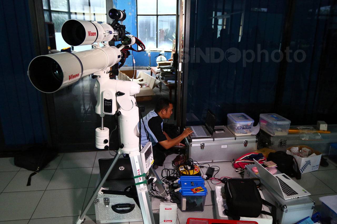 Persiapan Planetarium...