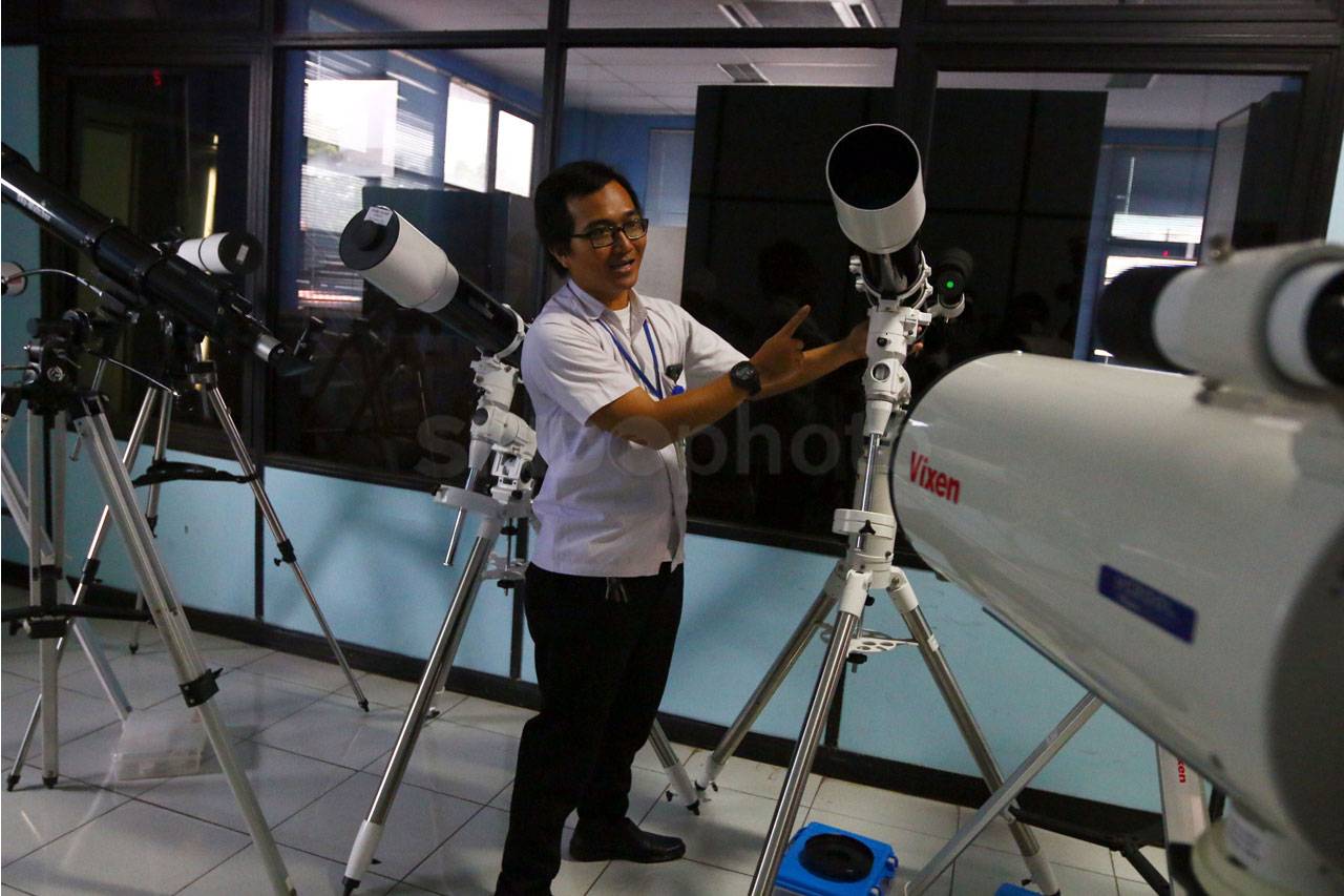 Persiapan Planetarium...