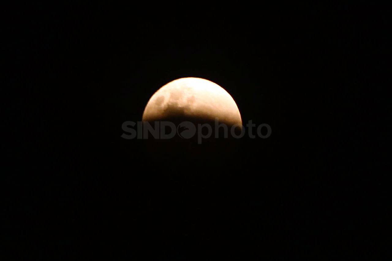 Super Blue Blood Moon...