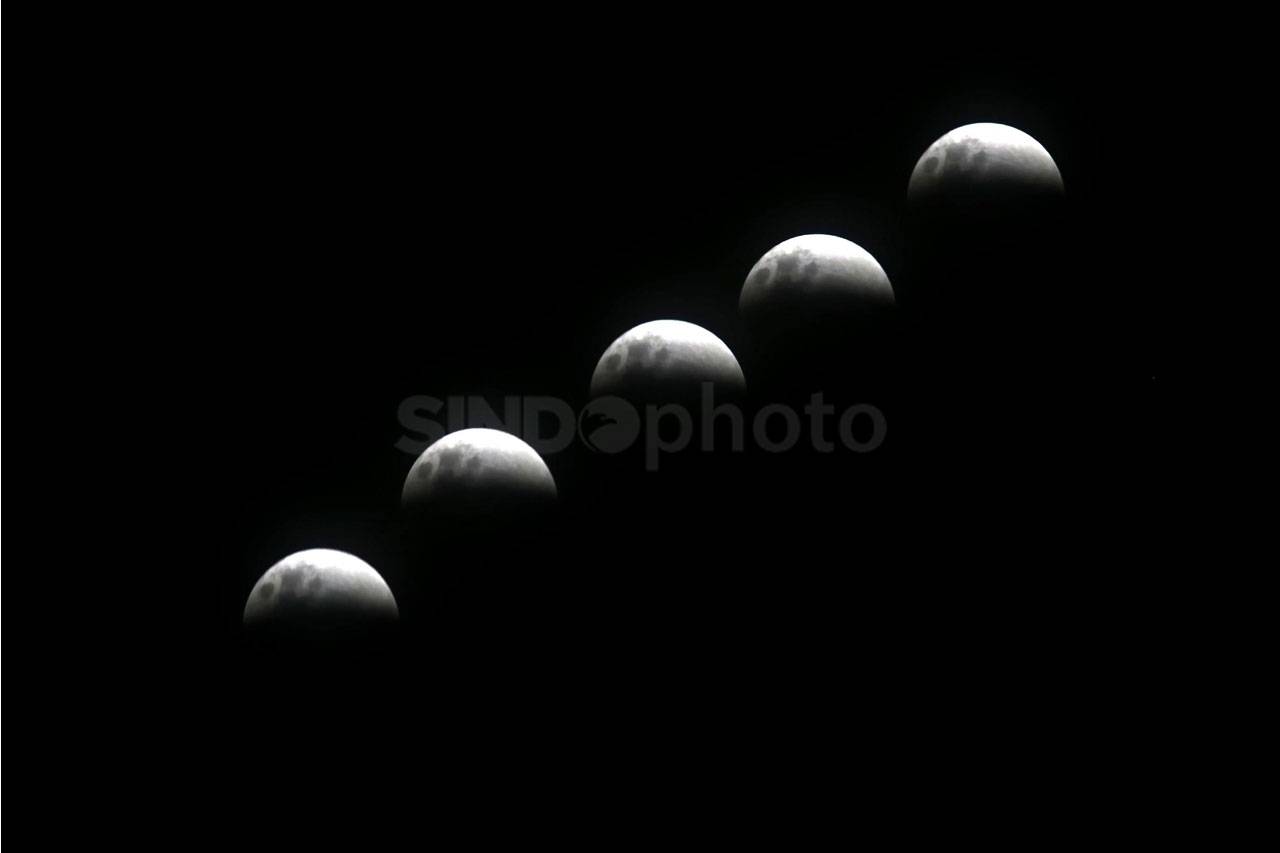 Gerhana Bulan Super...