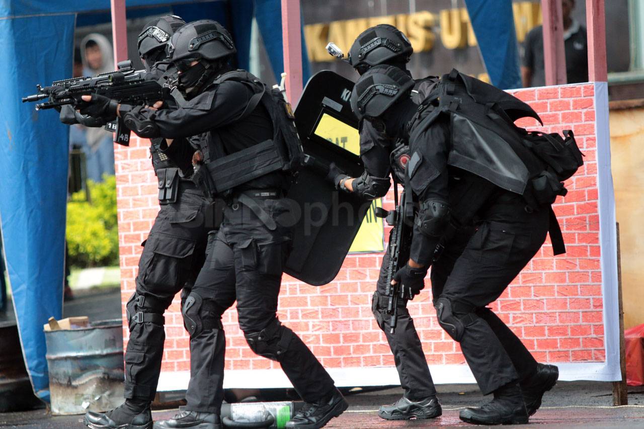 Polisi Gelar Simulasi...