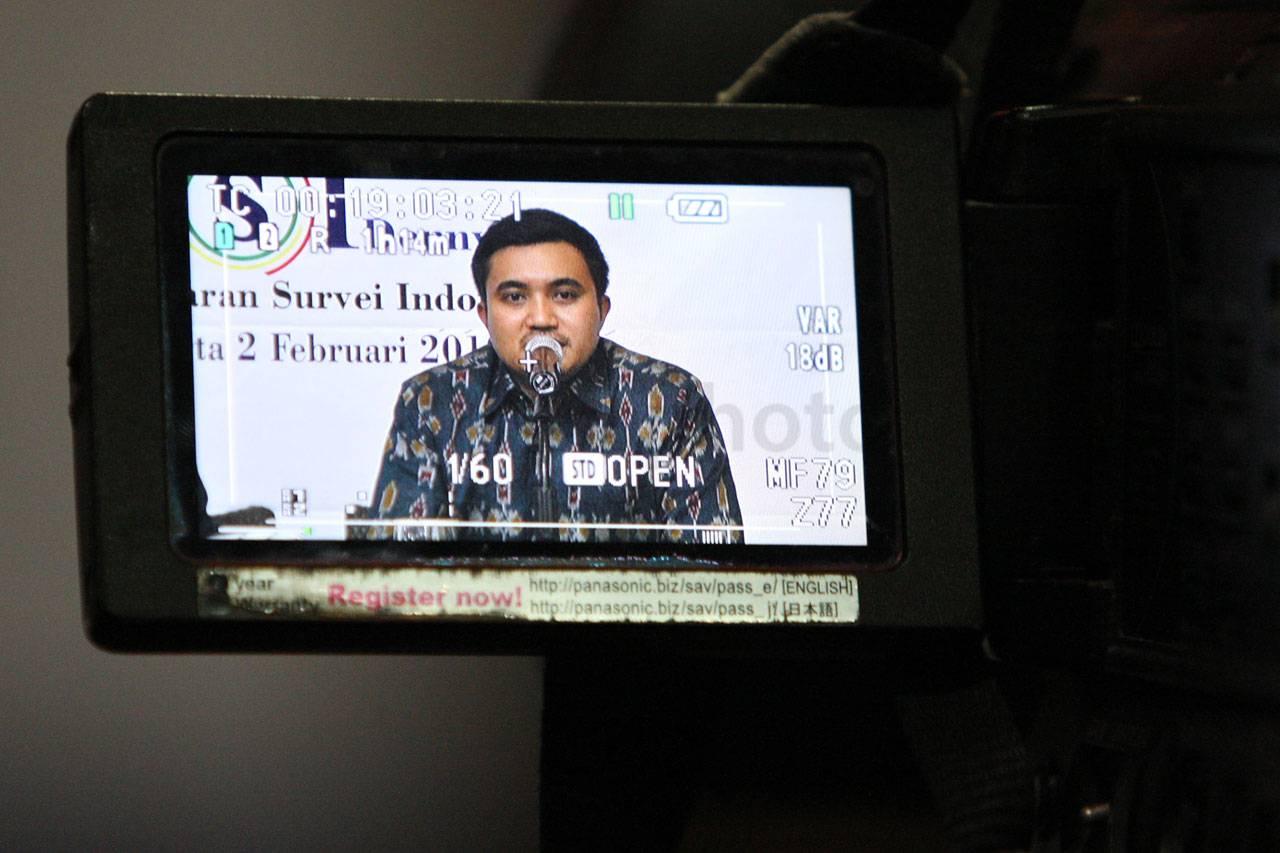 LSI Rilis Hasil Survei...