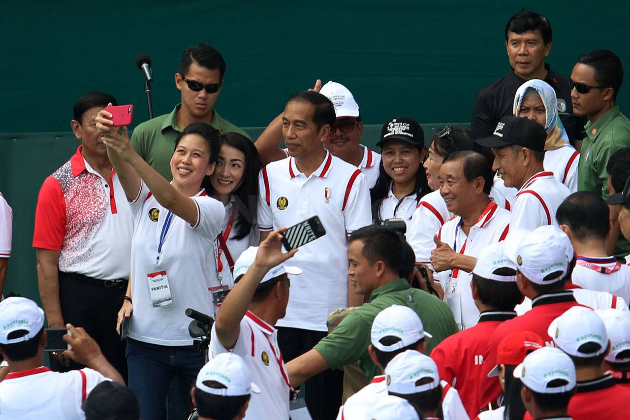 Presiden Resmikan Lapangan...