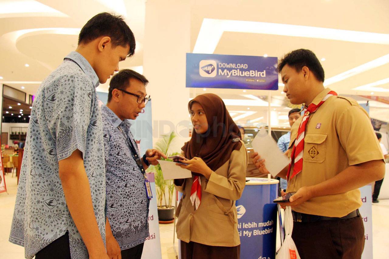 Blue Bird Luncurkan...