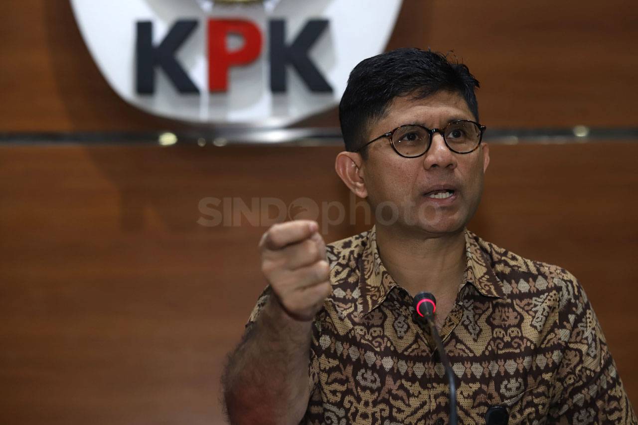 KPK Tunjukkan Uang Suap...