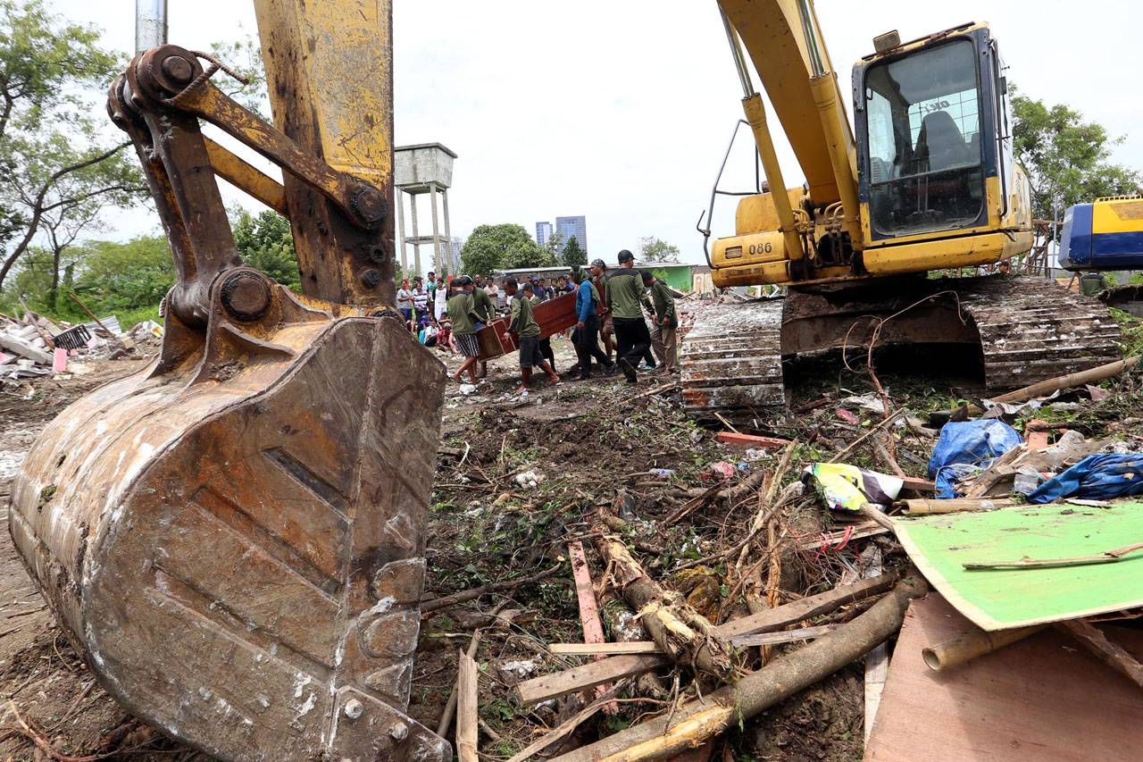 Eksekusi Lahan di Surabaya,...