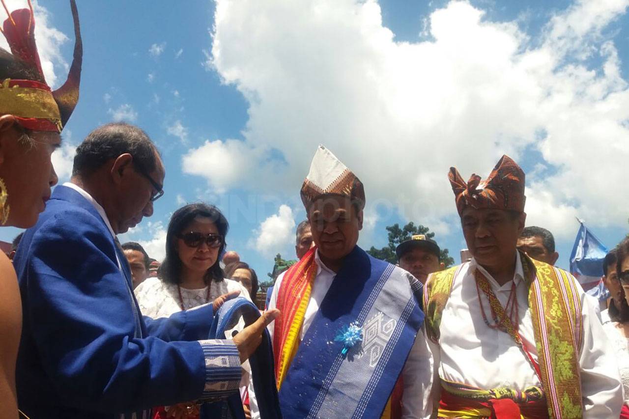 Warga Sumba Gelar Ritual...