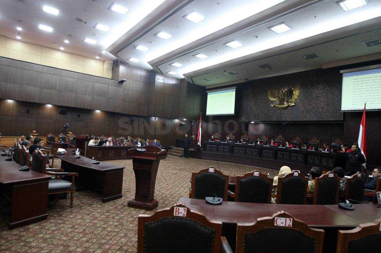 MK Tolak Uji Materi...