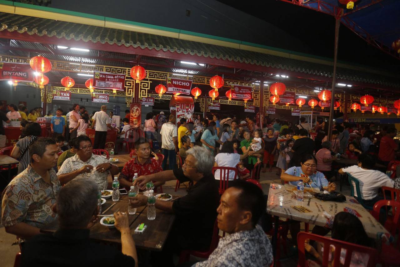 Pasar Malam Sambut Imlek...