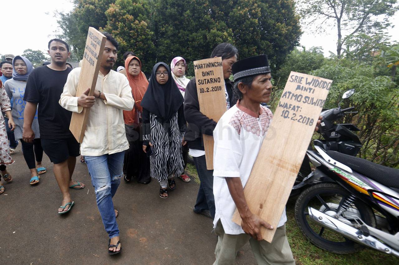 Ribuan Pelayat Hadiri...