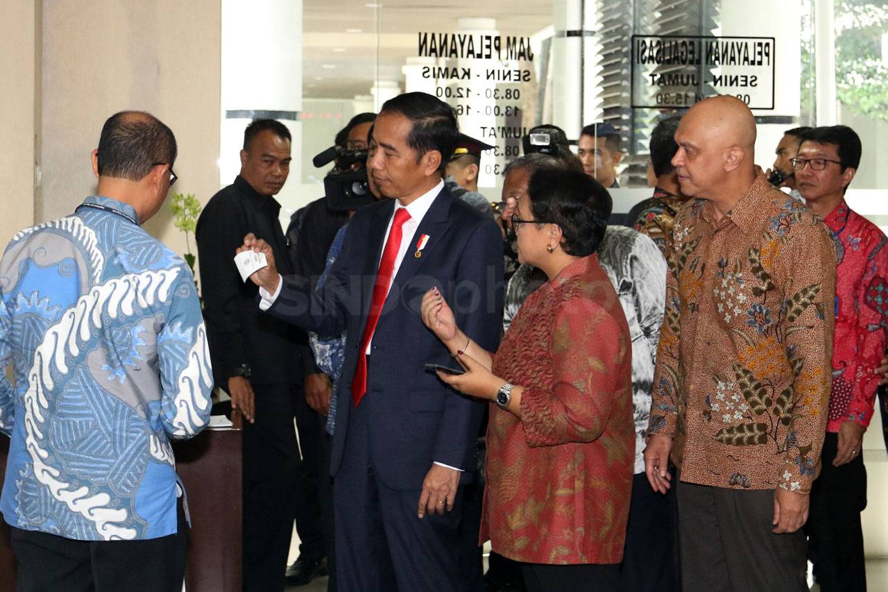 Presiden Jokowi Buka...