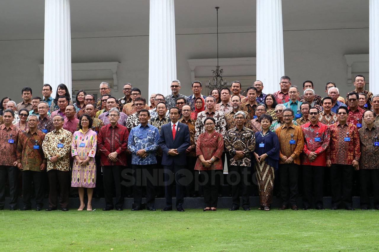 Presiden Jokowi Buka...