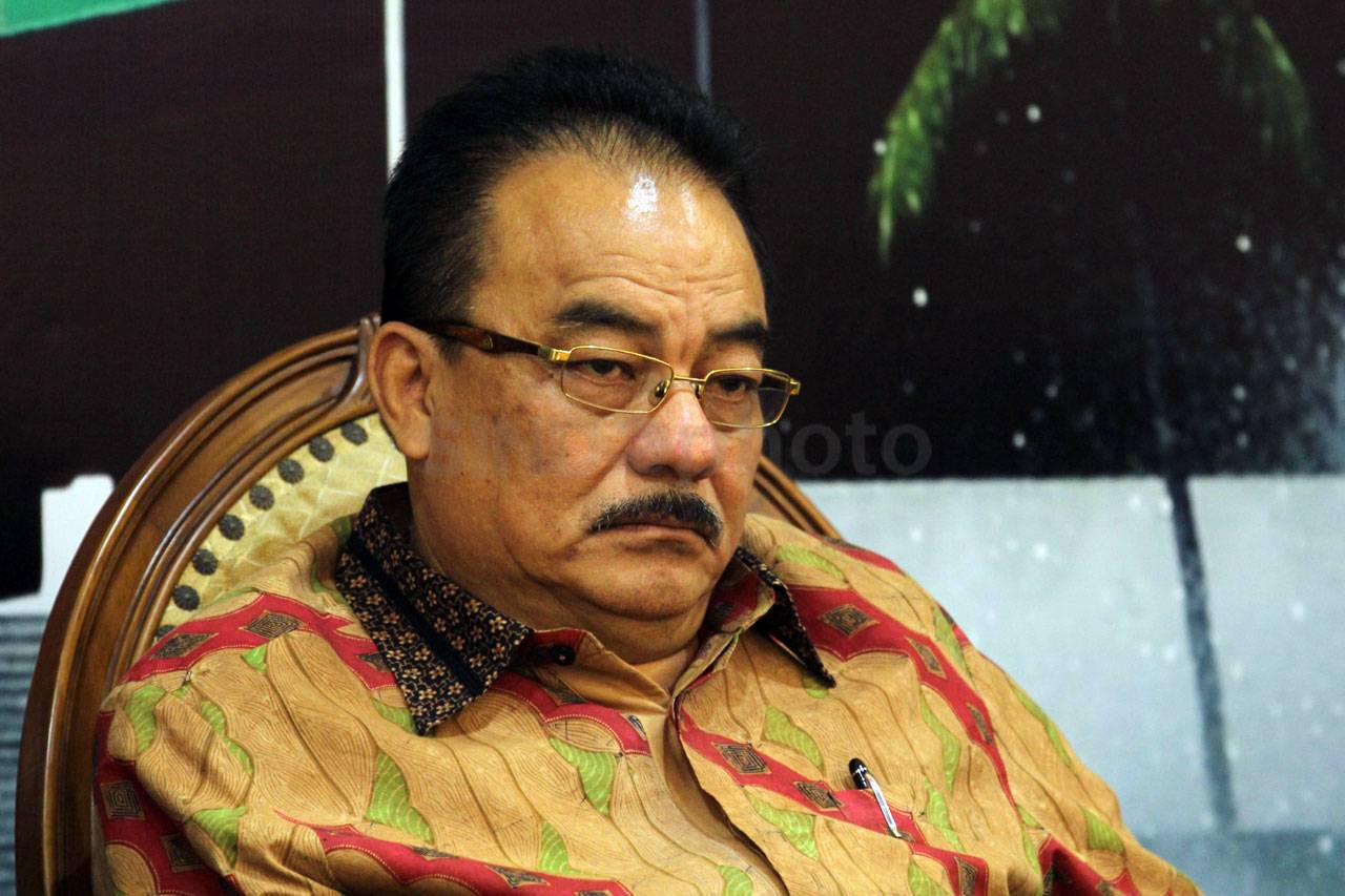 Partai Golkar Kecam...