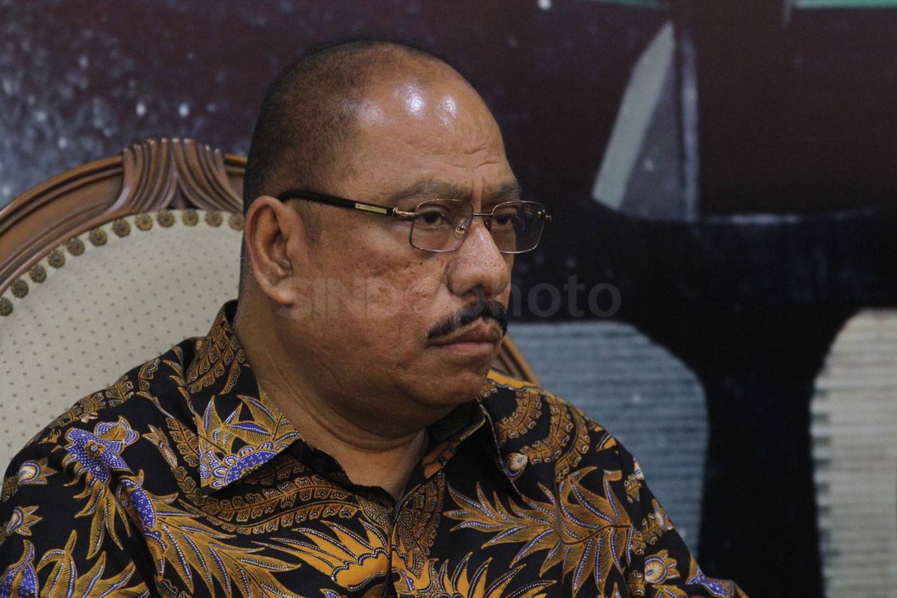 Partai Golkar Kecam...