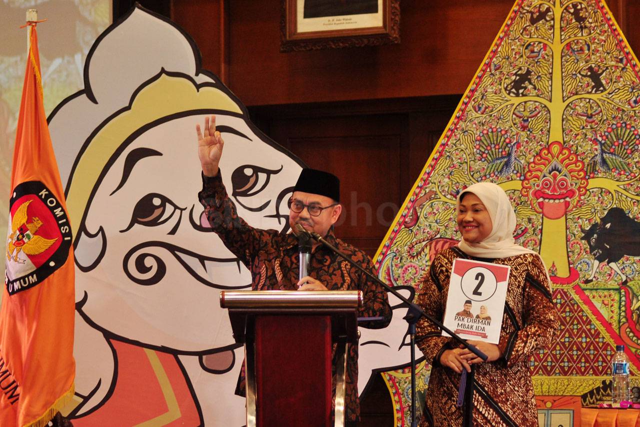 KPU Jateng Lakukan Pengundian...