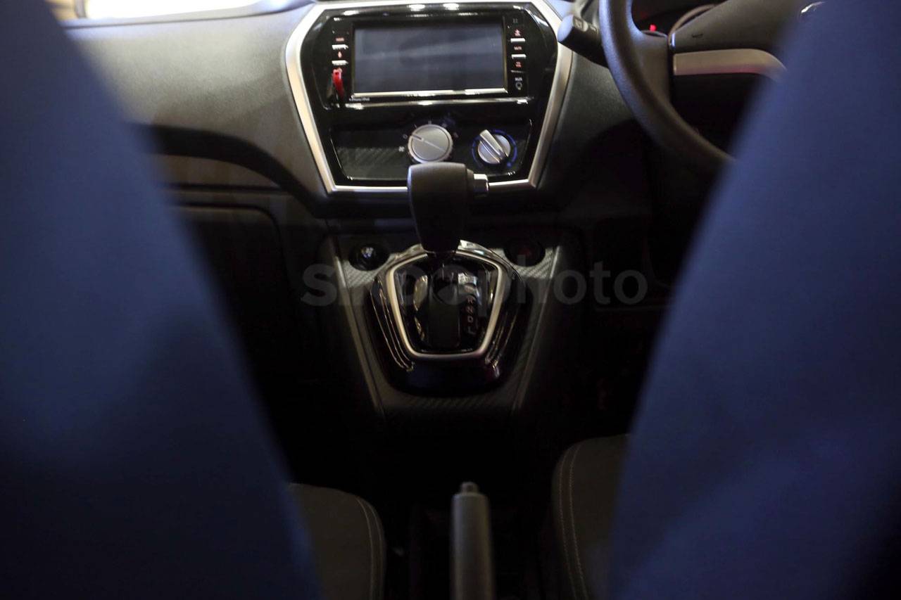 Datsun CROSS Segera...