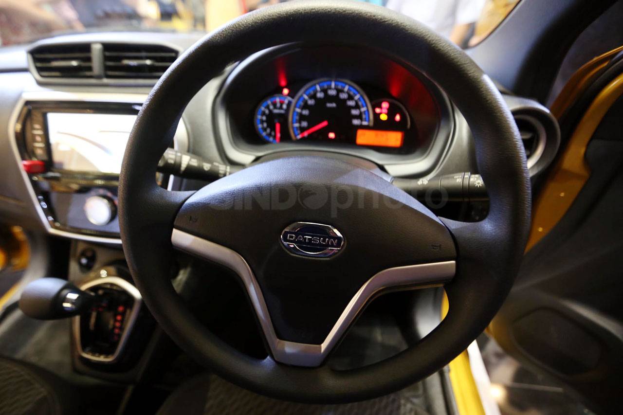 Datsun CROSS Segera...