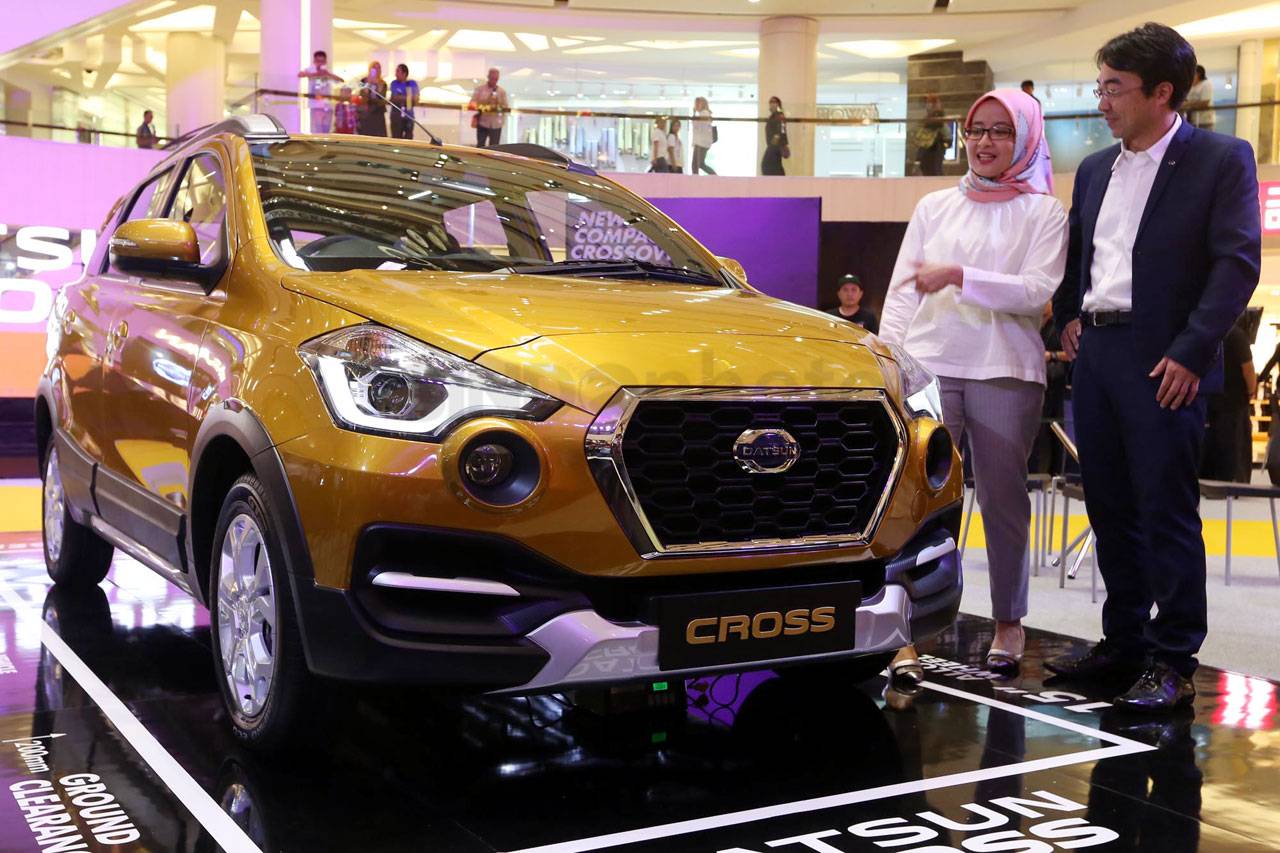 Datsun CROSS Segera...