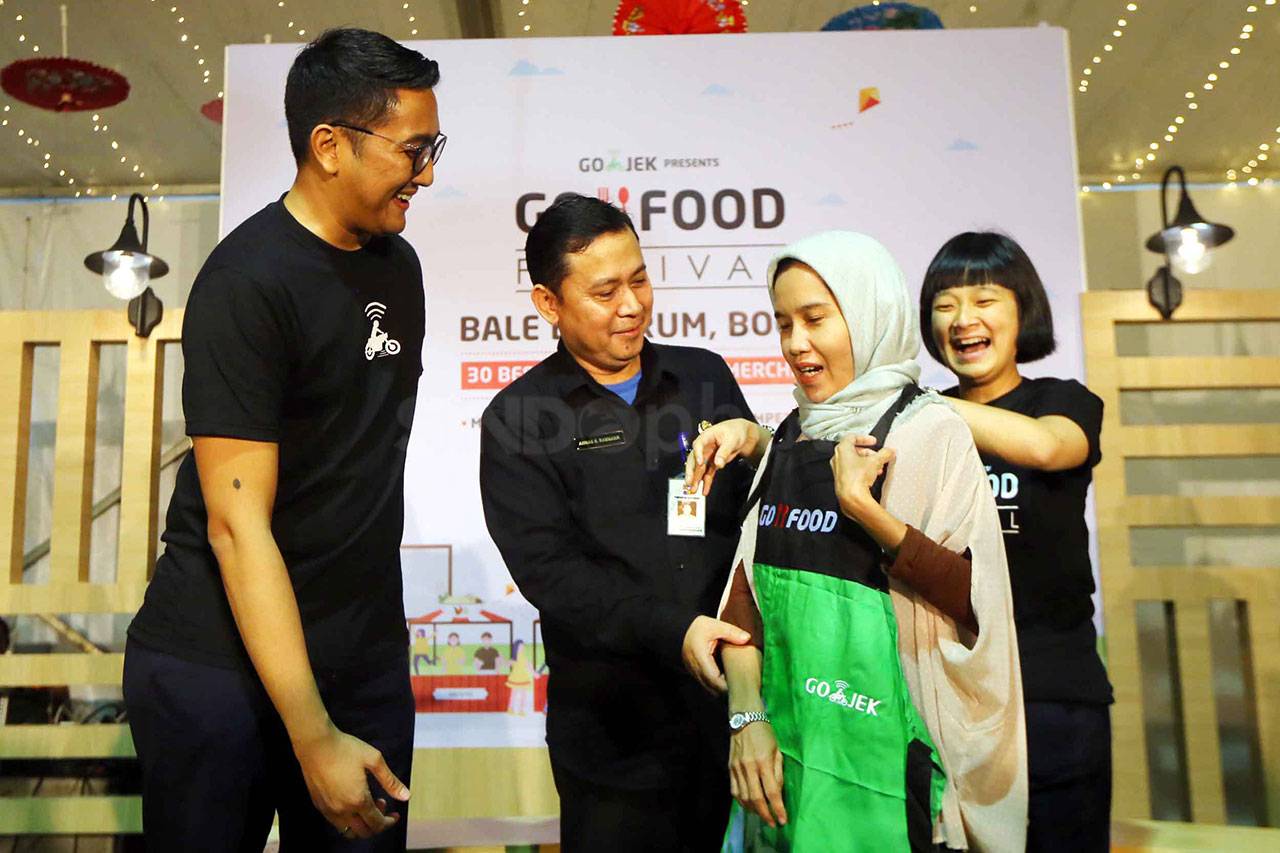 Go-jek Gelar Go-Food...
