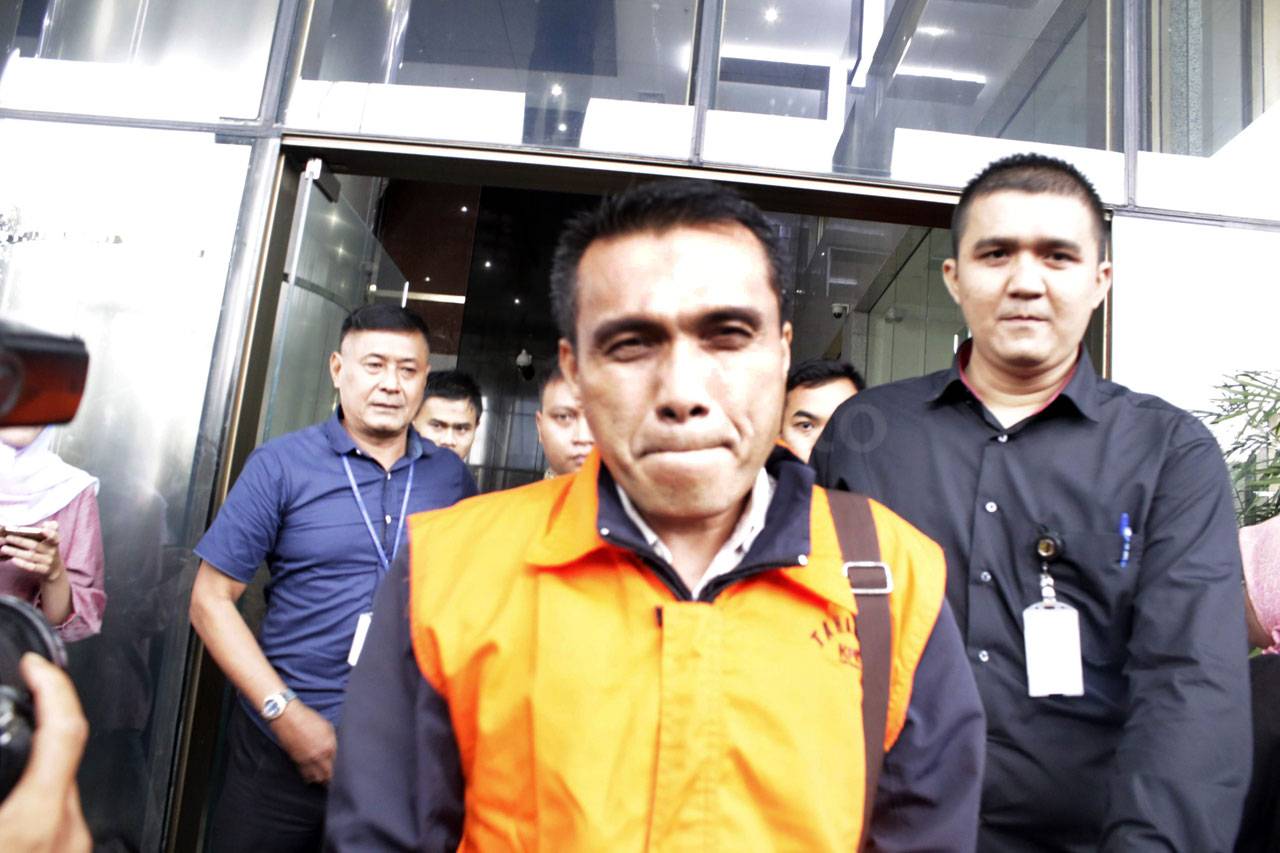 Bupati Kebumen Mohammad...