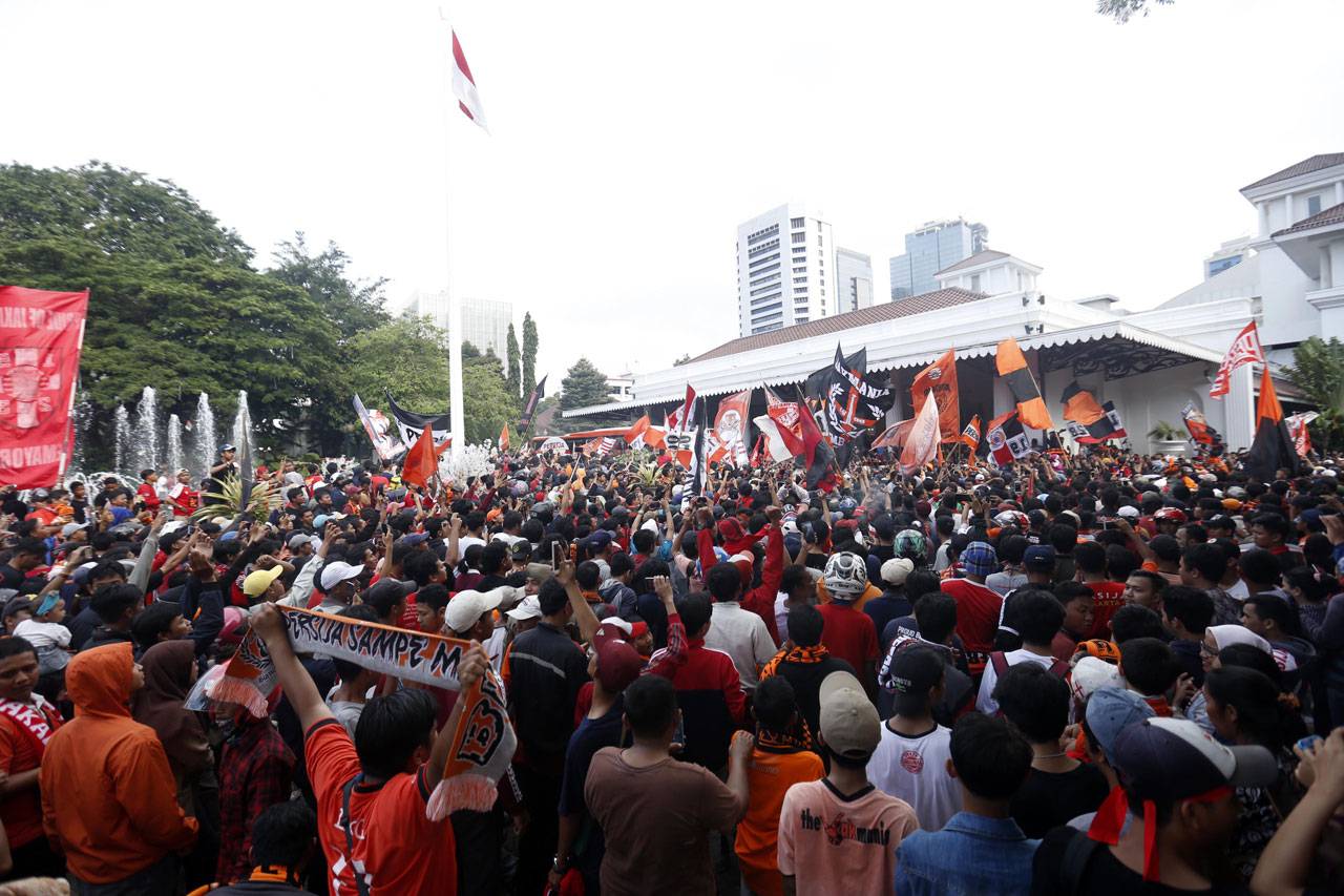 Persija Juara Piala...