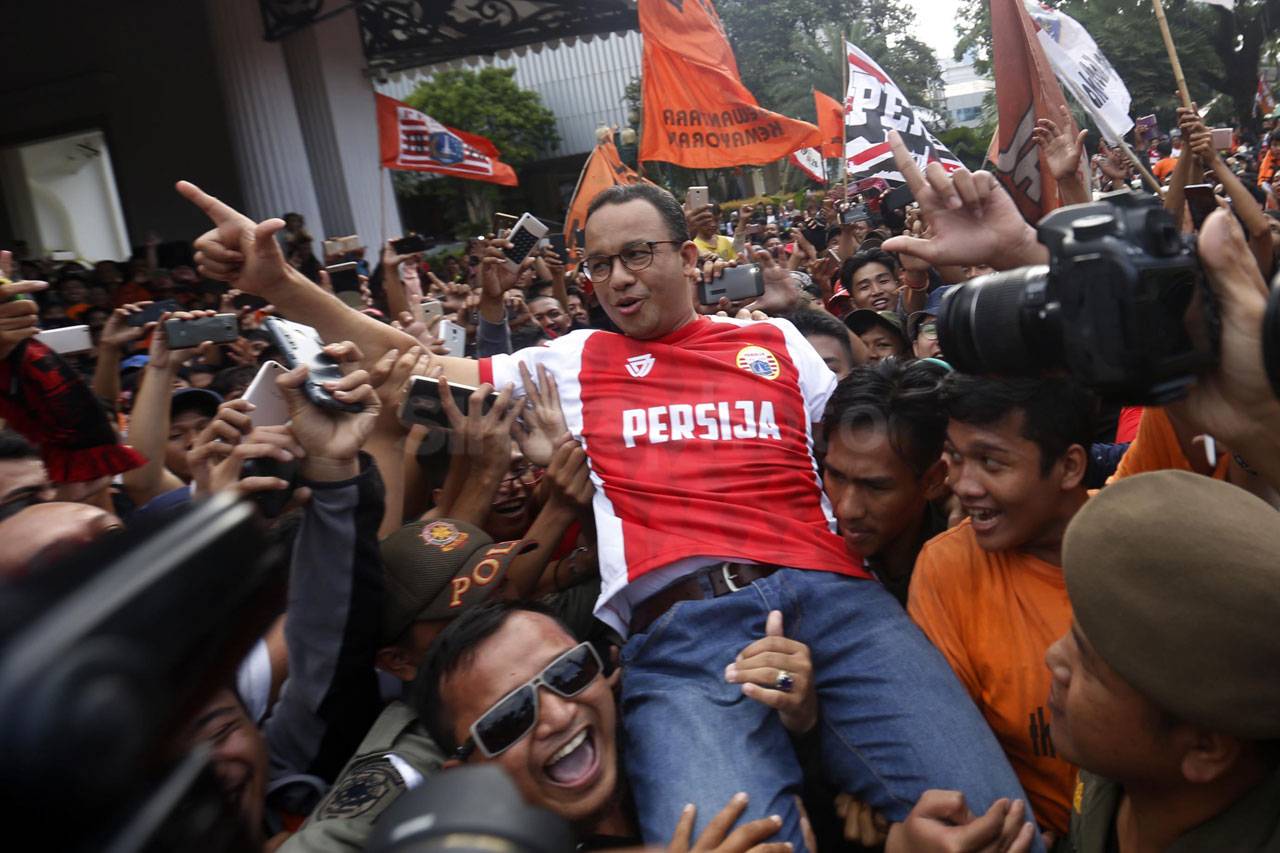 Persija Juara Piala...