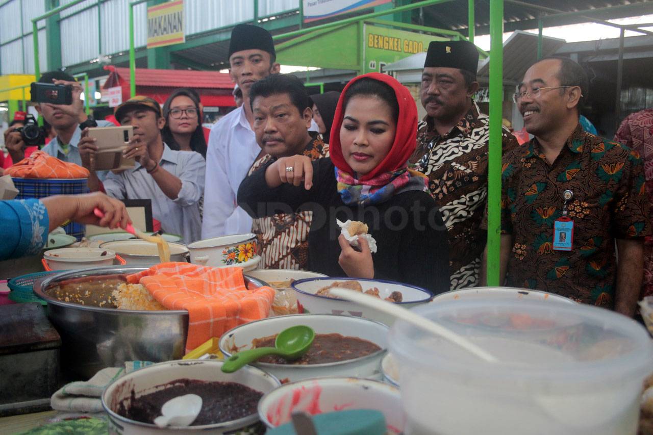 Puti Soekarno Blusukan...