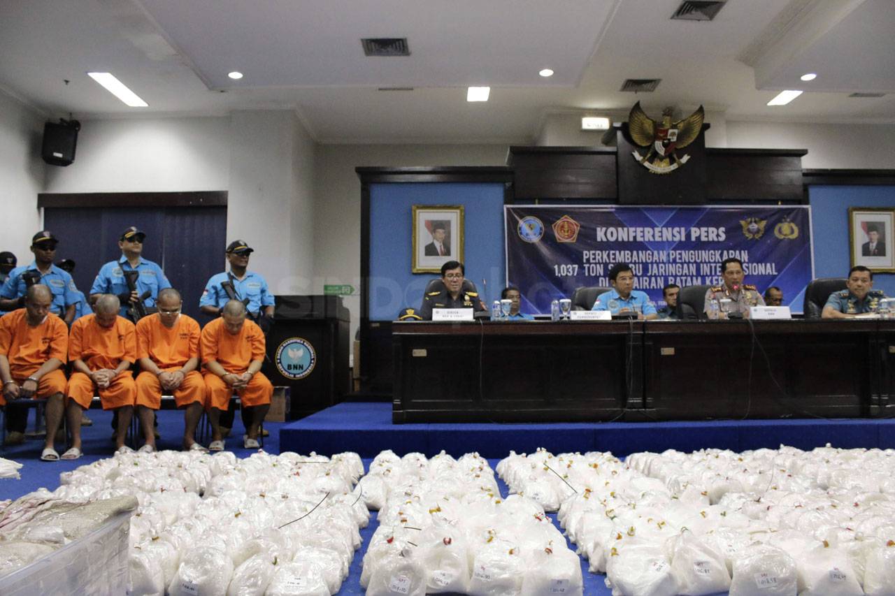 BNN dan Bea Cukai Gagalkan...