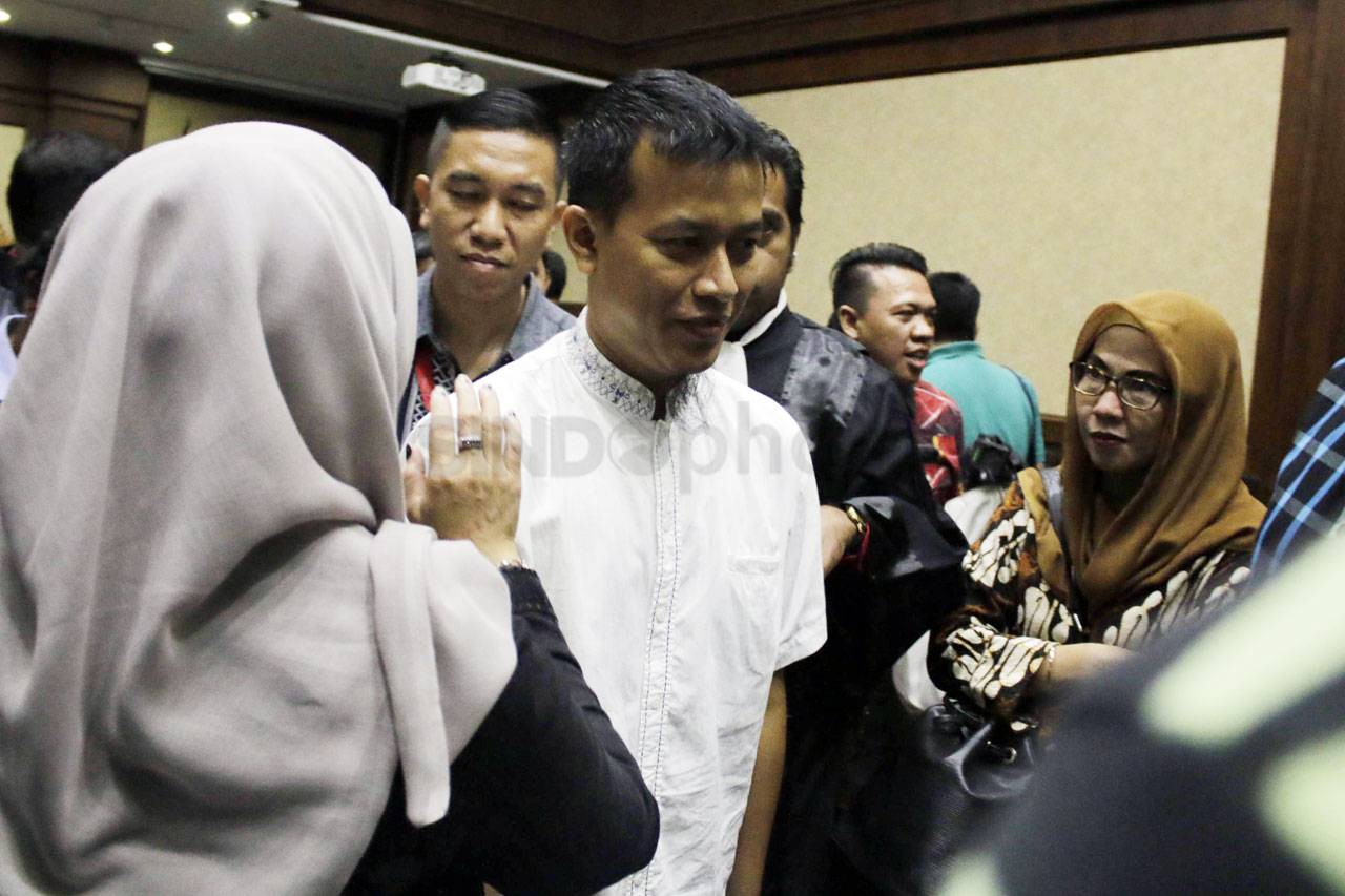 Bupati Nonaktif Kutai...
