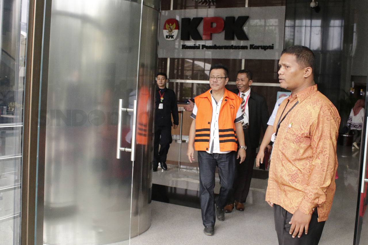 KPK Periksa Direktur...