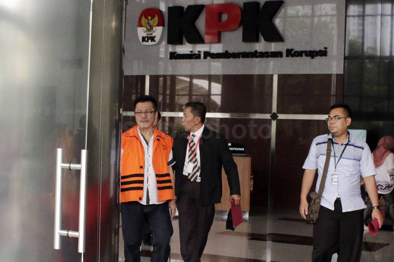KPK Periksa Direktur...
