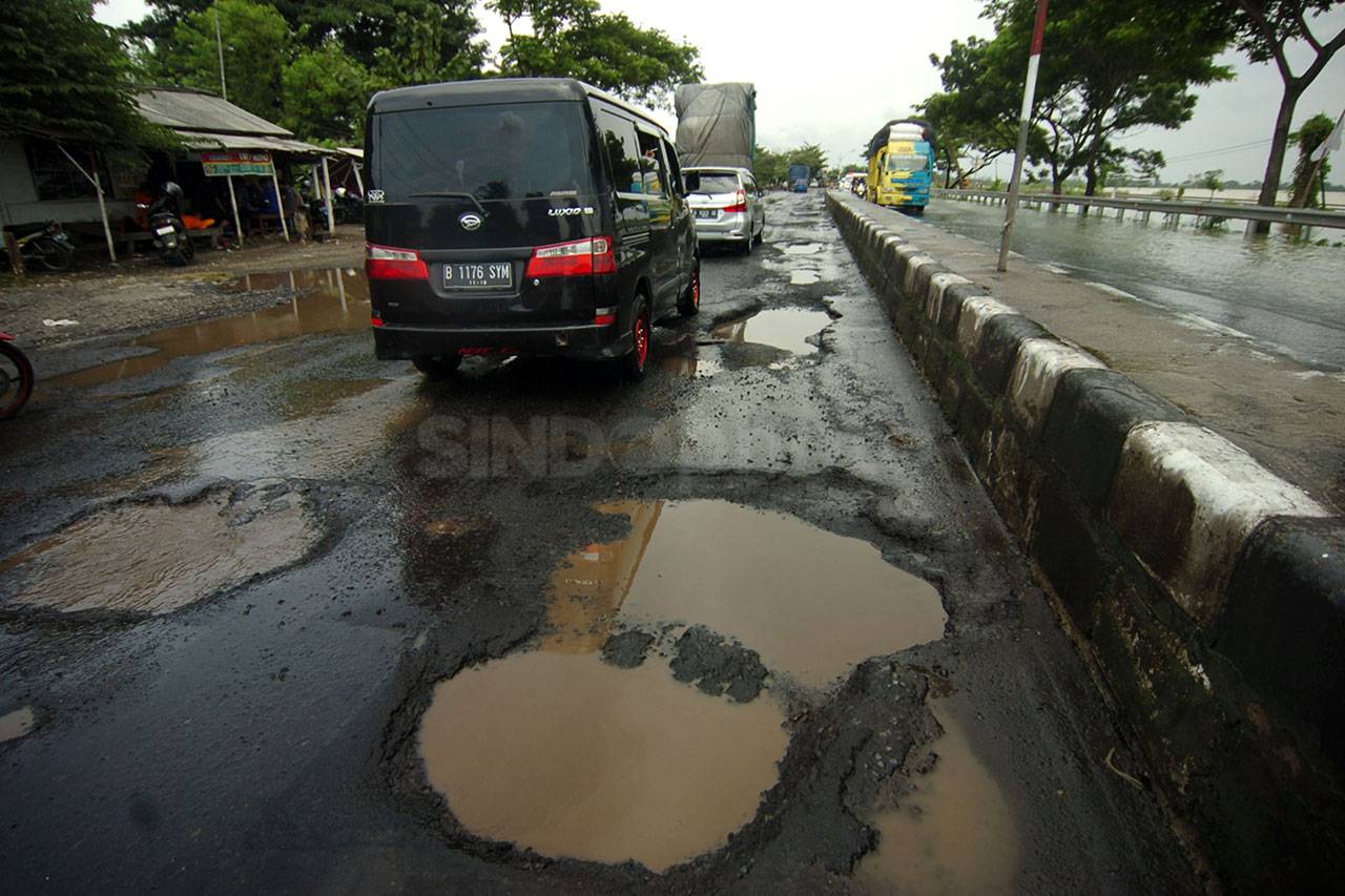 Banjir Masih Menggenangi...